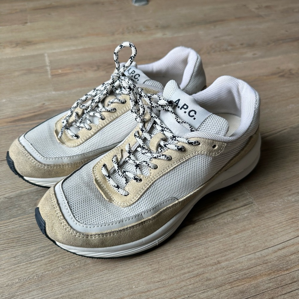 A.P.C. White and Beige Casual Sneakers